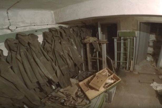 旧ソ連時代の地下要塞に潜入