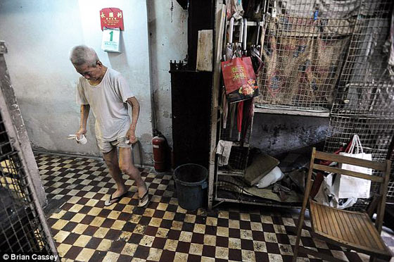 香港貧困層の生活