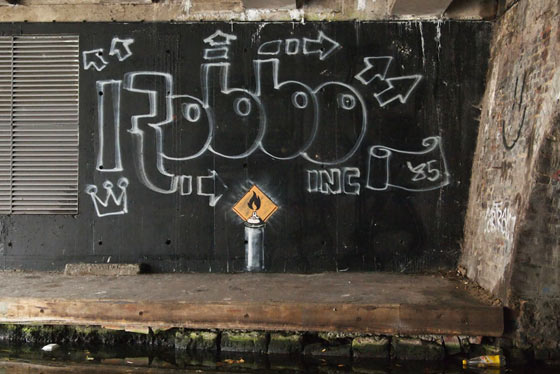Banksy VS Robbo