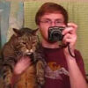 猫とドヤ顔男の写真