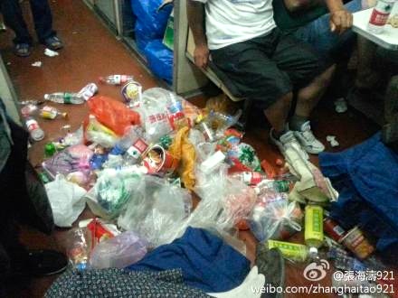 不潔な中国の列車