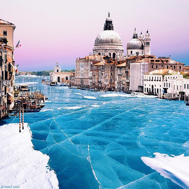 ヴェネチアの運河が凍ってしまったら