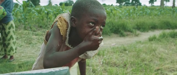 ザンビアの子供たちにきれいな水を